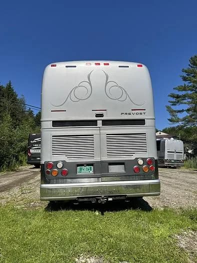2005 Prevost XL2 Entertainer Coach - Image 4