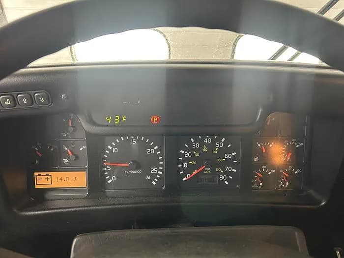 2005 Prevost XL2 Entertainer Coach - Image 63