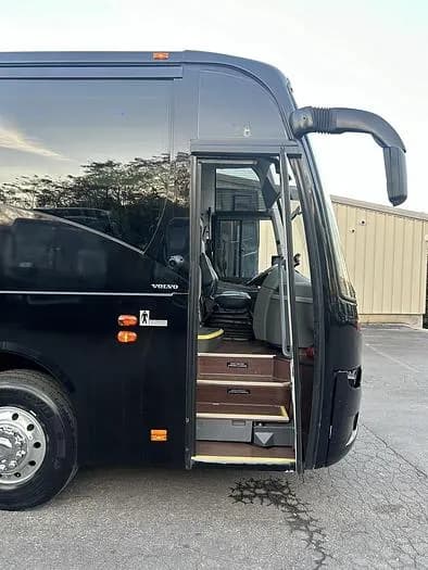 2018 Volvo 9700 Coach - Image 12