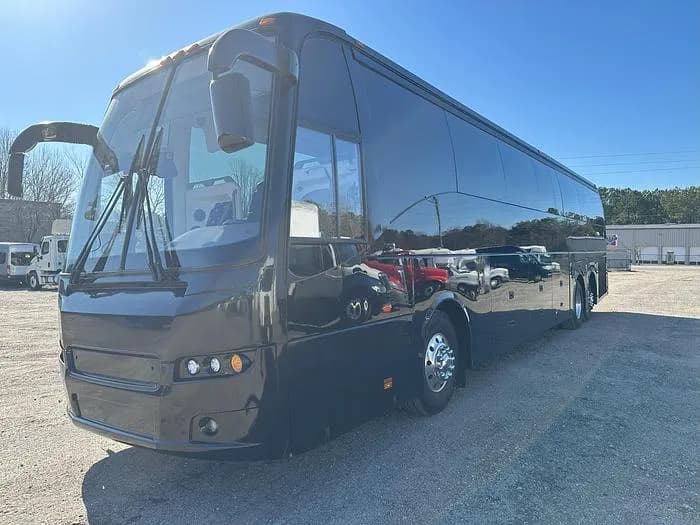 2018 Volvo 9700 Coach - Image 4