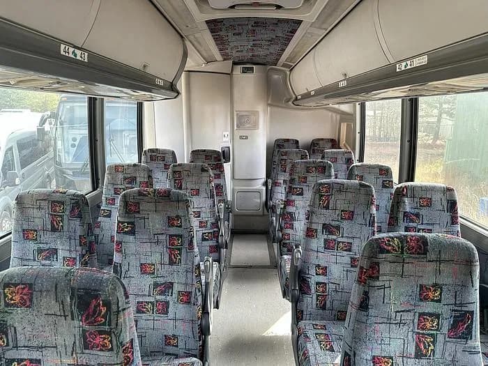 2009 Mci J4500 Coach - Image 19