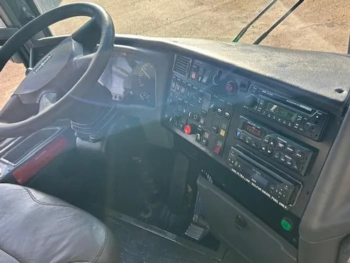 2013 Van hool C2045 Coach - Image 9