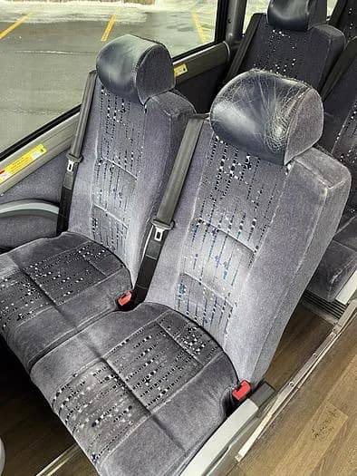 2016 Mci J4500 Coach - Image 9