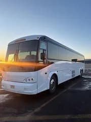 2016 Motor Coach Industries D4505 bus