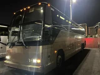 1999 Prevost (NFI) H3-41 bus