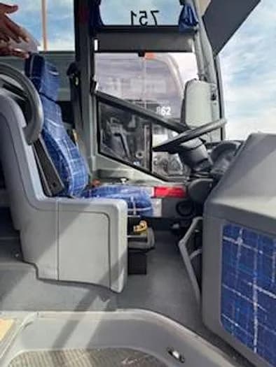2017 Van hool CX35 Mini Coach - Image 14