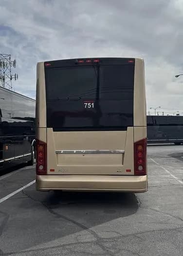 2017 Van hool CX35 Mini Coach - Image 4