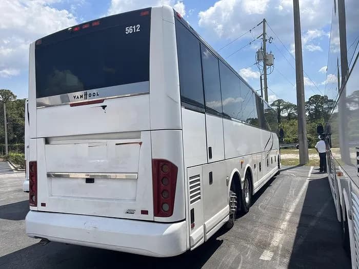2018 Van hool CX45 Coach - Image 13