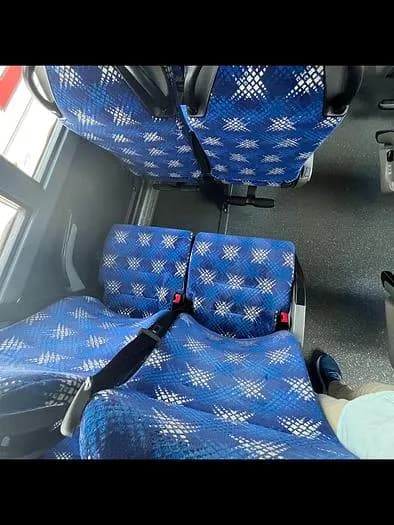 2018 Van hool CX45 Coach - Image 18