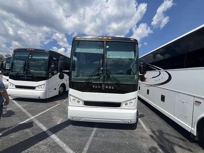 2018 Van hool CX45 Coach - Image 6