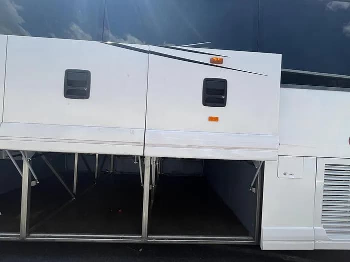 2018 Van hool CX45 Coach - Image 7