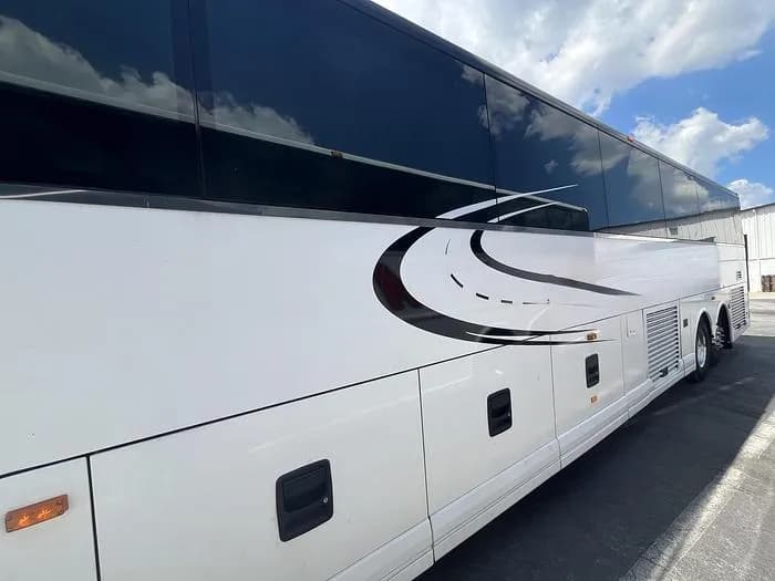 2018 Van hool CX45 Coach - Image 8
