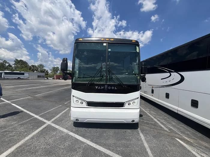 2018 Van hool CX45 Coach - Image 12
