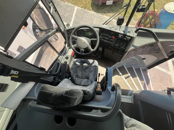 2018 Van hool CX45 Coach - Image 10
