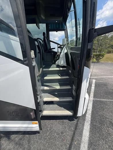 2011 Van hool CX45 Coach - Image 16