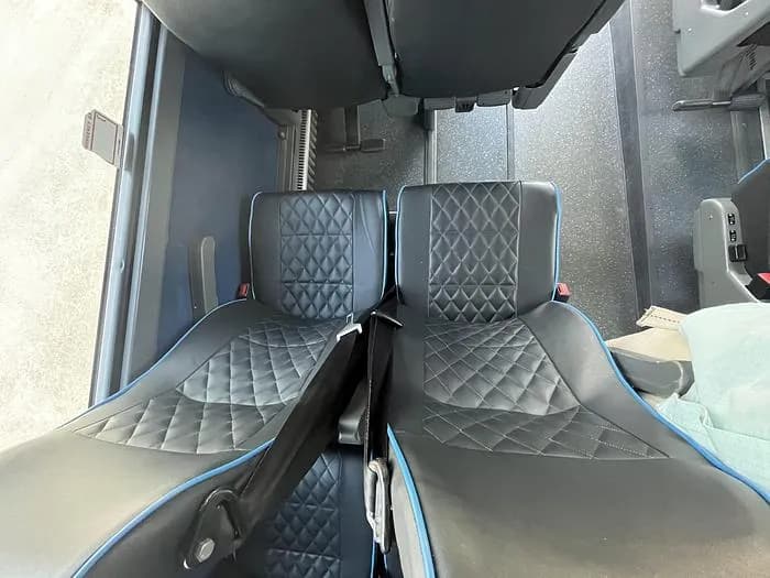 2011 Van hool CX45 Coach - Image 10