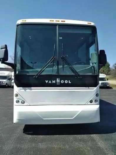 2014 Van hool C2045 Coach - Image 2