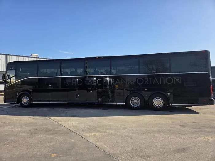 2019 Van hool CX45 Coach - Image 3