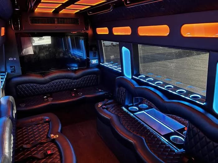 2022 Mercedes benz Sprinter 2500 Limo Bus - Image 5