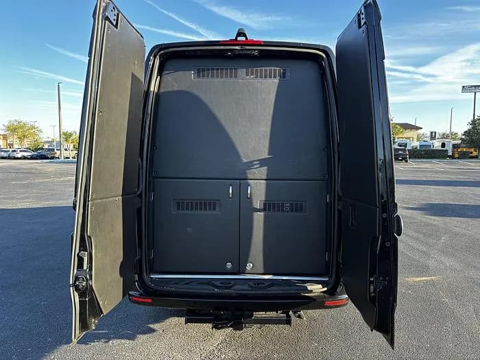 2022 Mercedes benz Sprinter 2500 Limo Bus - Image 7