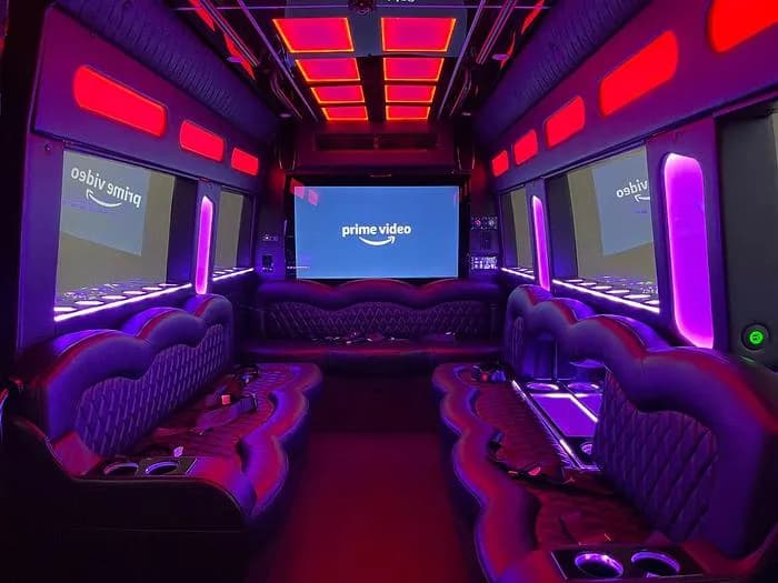 2022 Mercedes benz Sprinter 2500 Limo Bus - Image 8