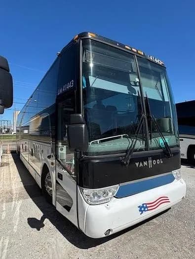 2016 Van hool TX45 Coach - Image 1