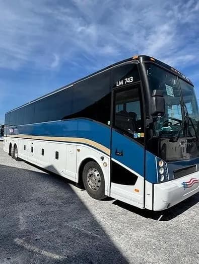 2018 Van hool CX45 Coach - Image 1