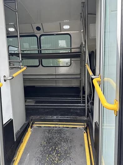 2016 Champion E450 Cutaway - Image 7