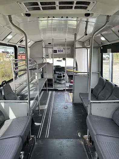 2016 Champion E450 Cutaway - Image 8