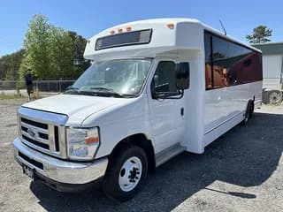 2019 Champion E450 bus