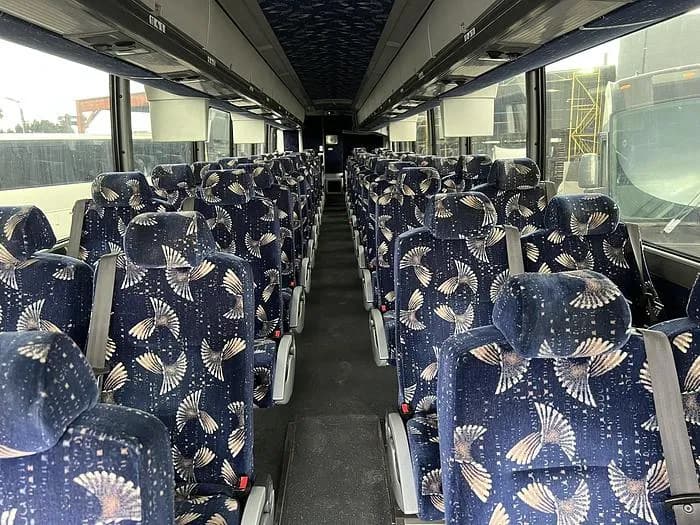 2014 Mci J4500 ADA Coach - Image 11