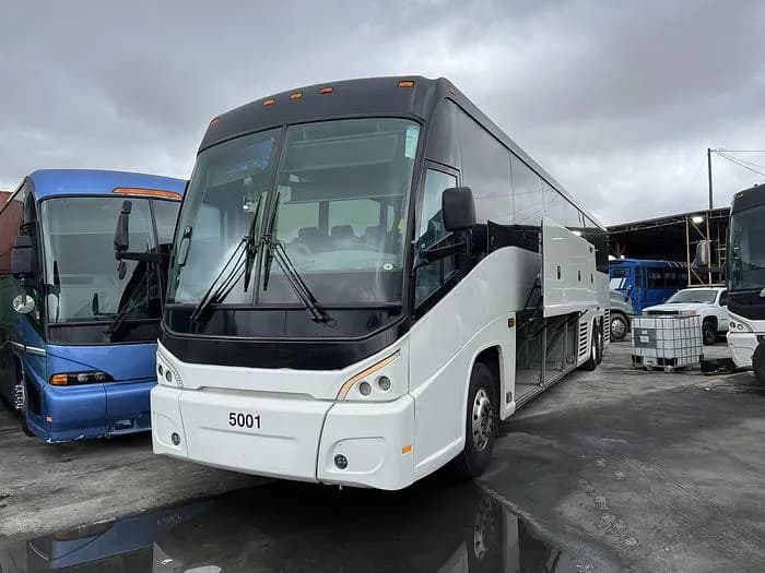 J4500 ADA #23257 - Image 1