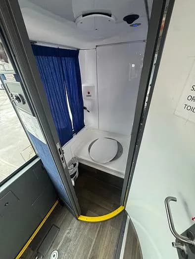 2018 Van hool CX45 ADA Coach - Image 7