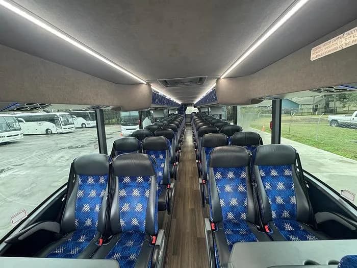 2018 Van hool CX45 ADA Coach - Image 5