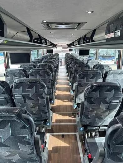 2017 Van hool CX45 ADA Coach - Image 5