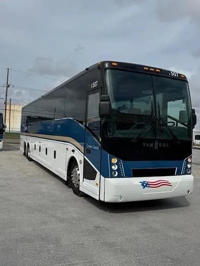 2017 Van hool CX45 Coach - Image 2