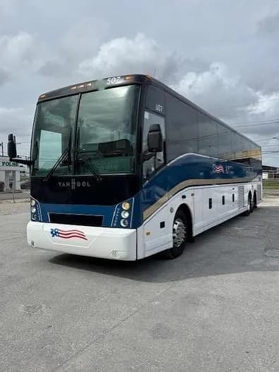 2017 Van hool CX45 Coach - Image 1