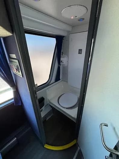 2016 Van hool TX45 Coach - Image 9