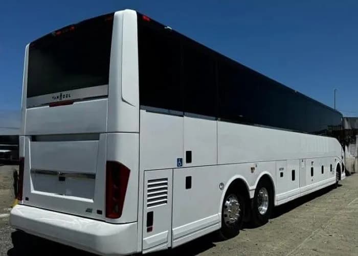2020 Van hool CX45 Coach - Image 2