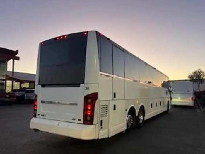 2017 Van hool CX45 Coach - Image 2
