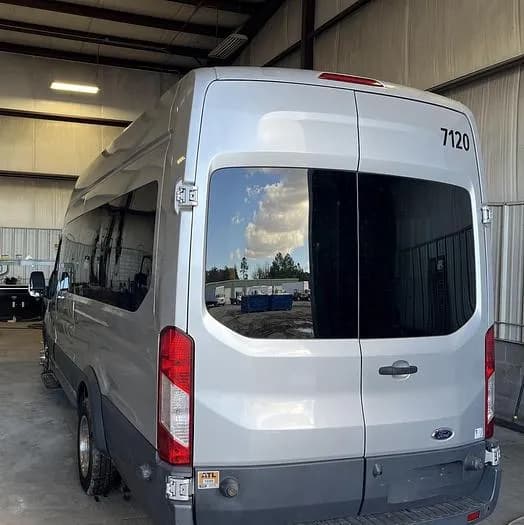 2017 Ford Transit Passenger Van - Image 4