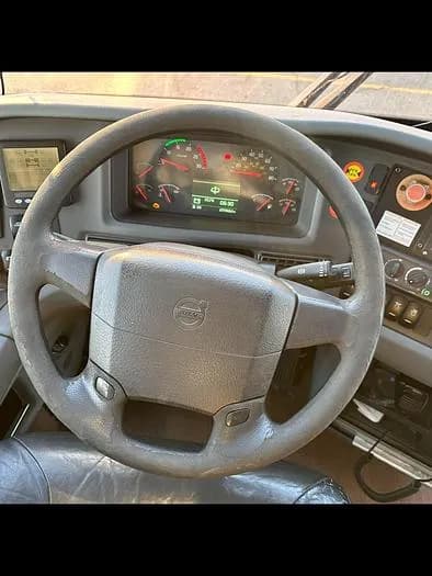 2015 Volvo 9700 Coach - Image 6