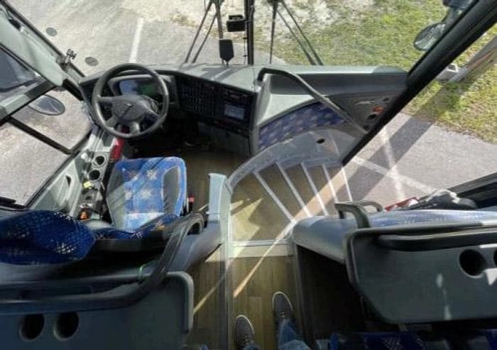 2017 Van hool CX45 Coach - Image 4