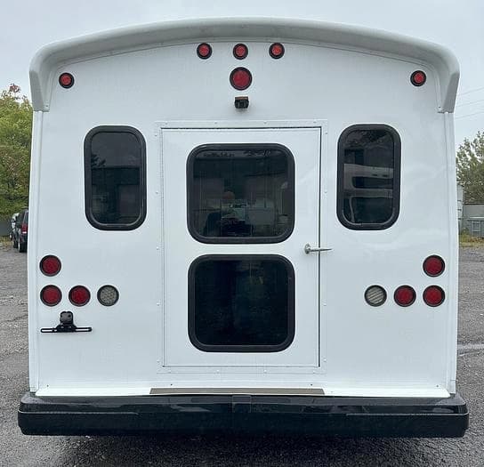 2016 Champion E450 Shuttle Bus - Image 5