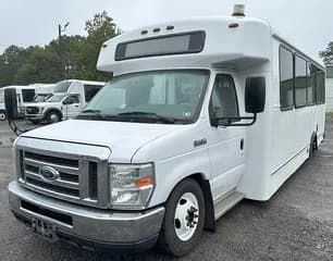 2016 Champion E450 bus