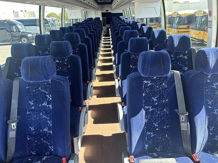 2016 Volvo 9700 Coach - Image 7