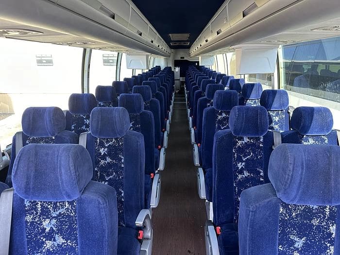 2015 Volvo 9700 Coach - Image 3