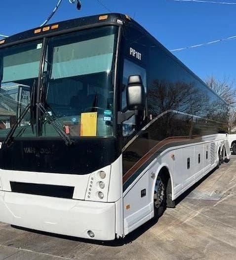 2017 Van hool CX45 Coach - Image 1