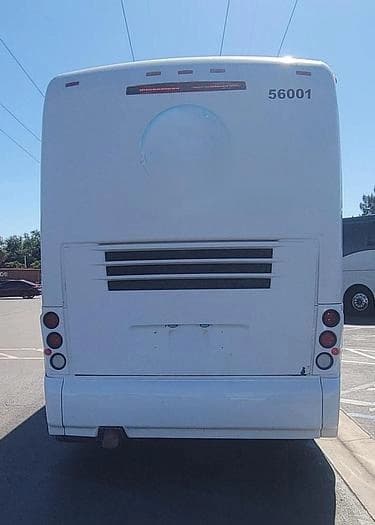 2008 Mci J4500 ADA Coach - Image 5