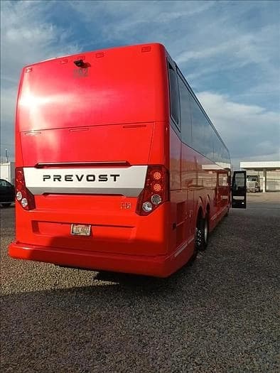 2017 Prevost H3-45 Coach - Image 5